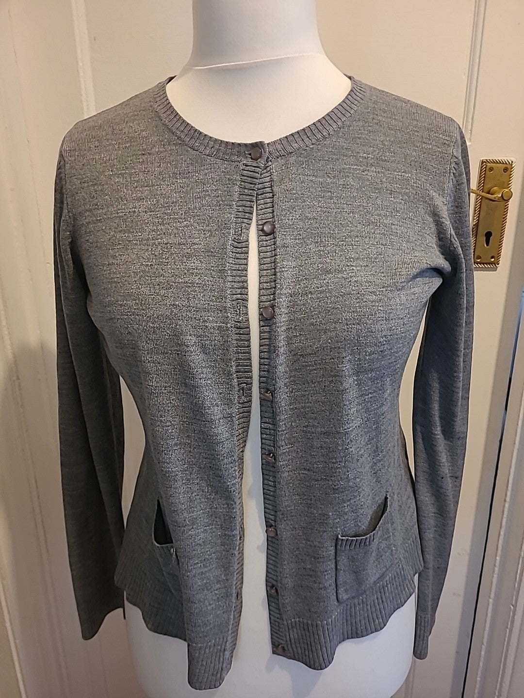 Ladies Bhs Size 14 Petites Grey Ribbed Buttoned Cardigan