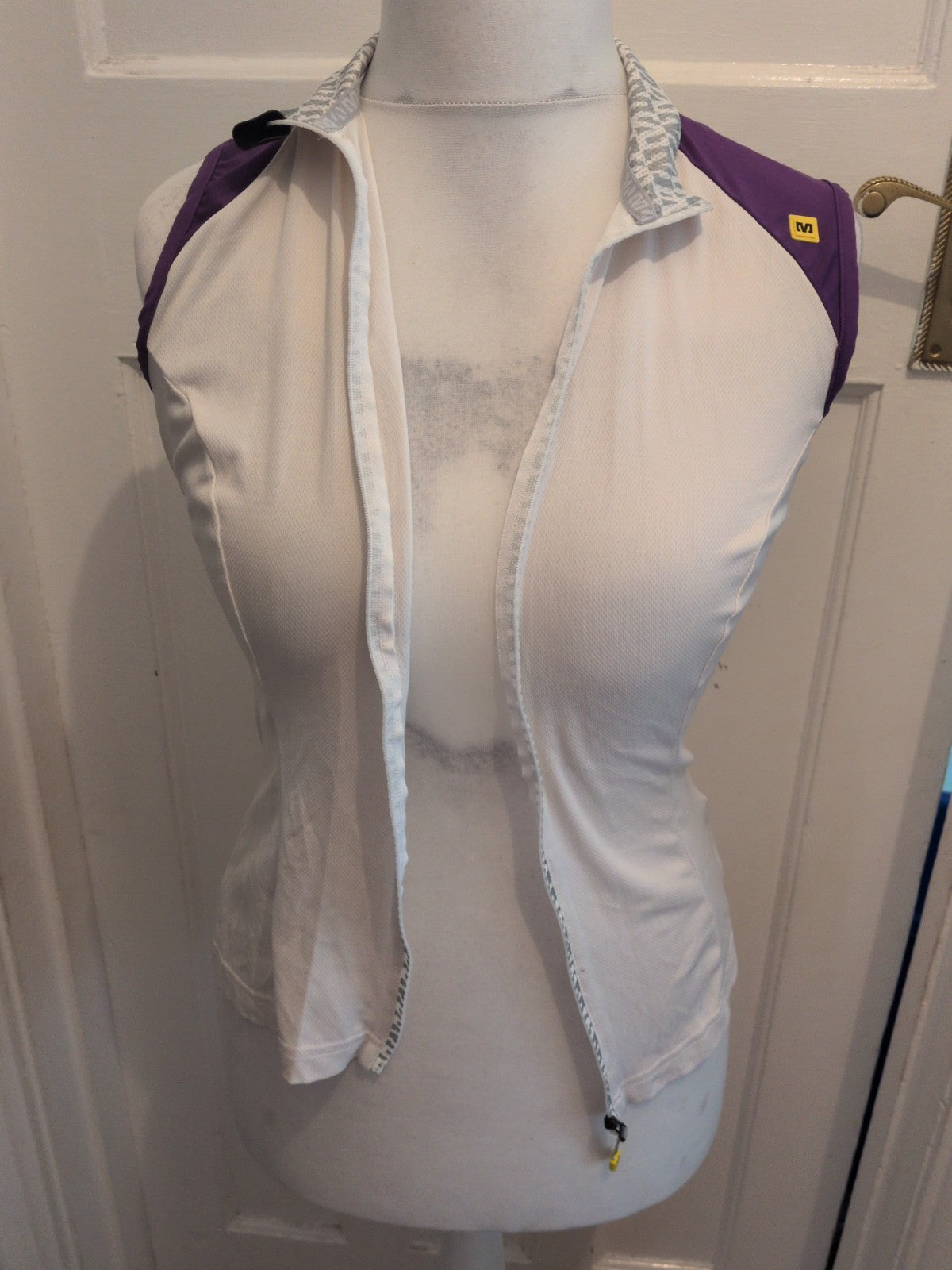Mavic Medium White Zipped Cycling Jersey