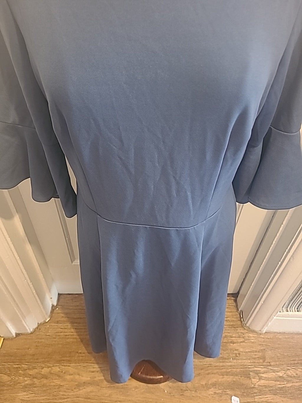 Ladies Homrain Size XL Pastel Blue Flute Sleeve Dress