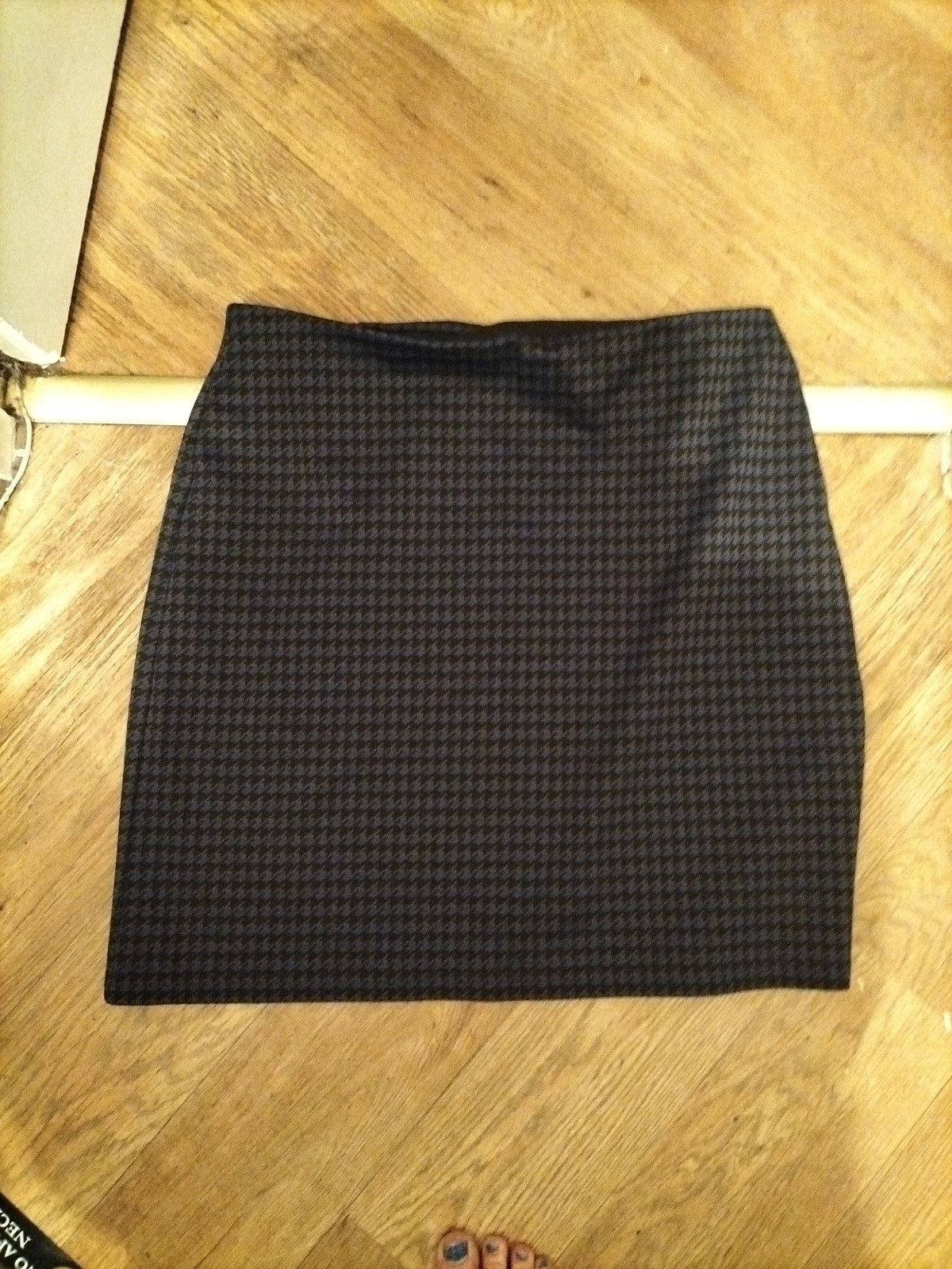 Ladies Marks And Spencers 16 Brown/Black/Blue Elasticated Pencil Skirt