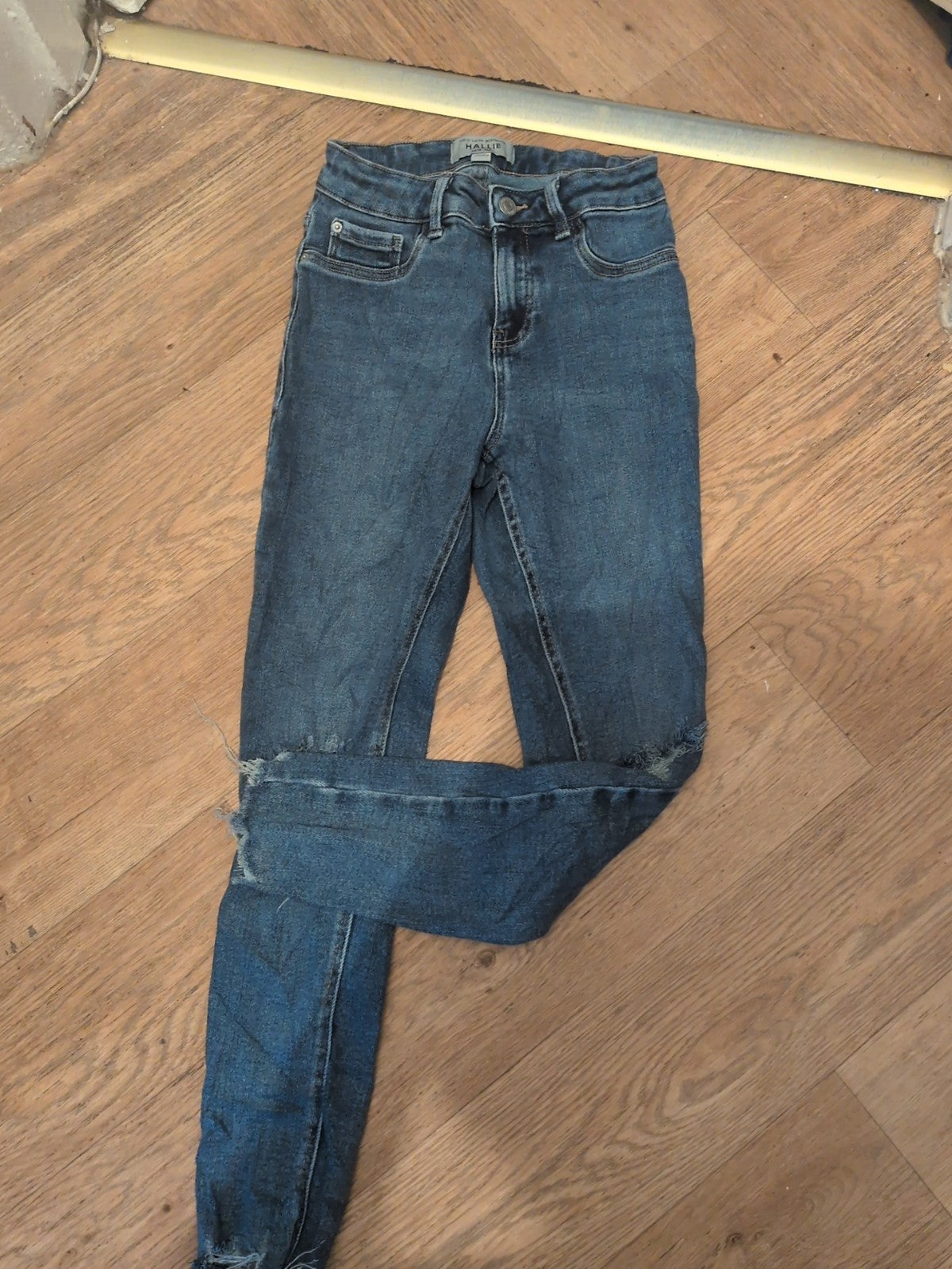 New Look 915 13 Years "Hallie" Ripped Jeans