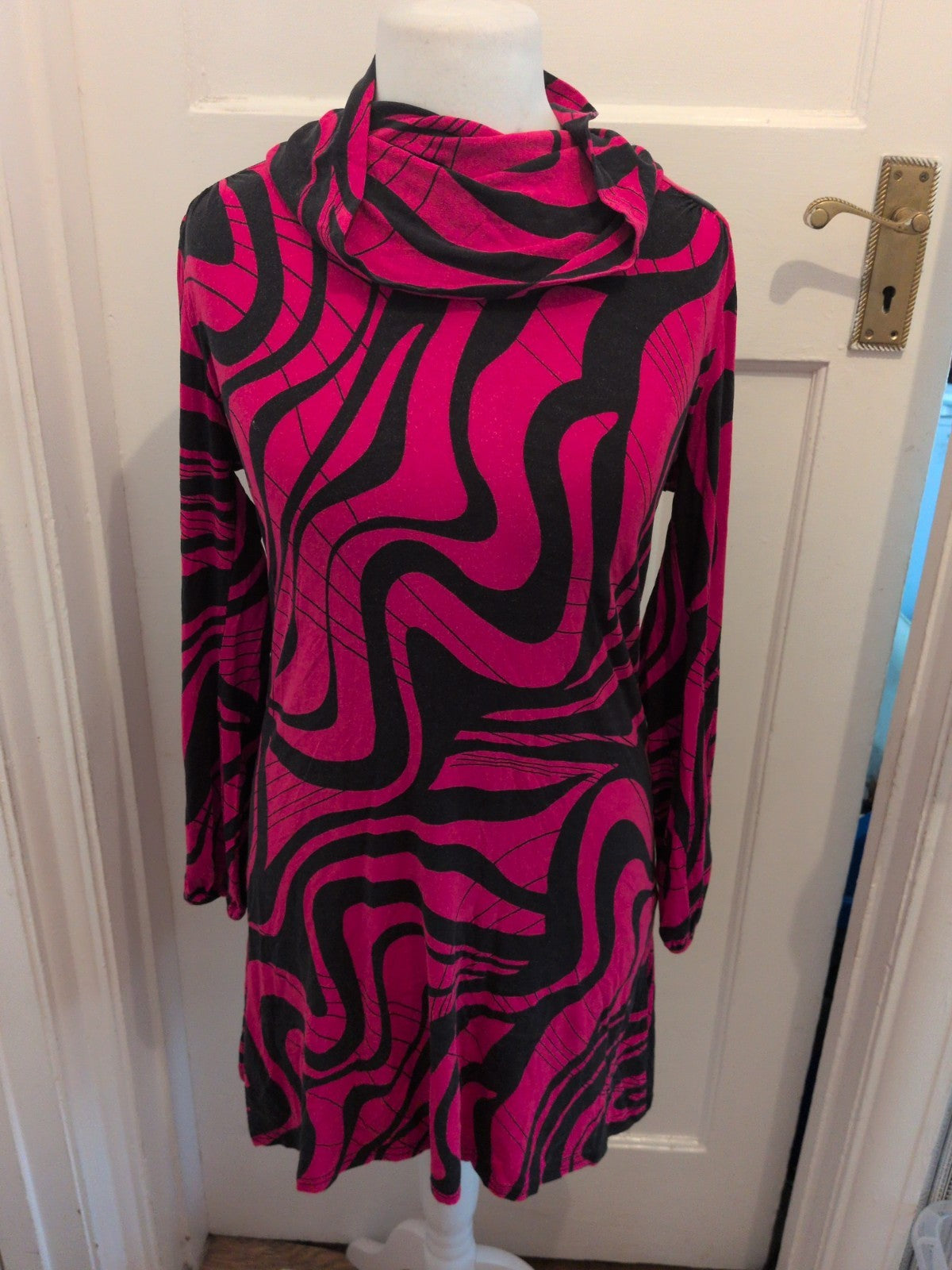 Dorothy Perkins 12 Hot Pink And Black Long Sleeve Dress