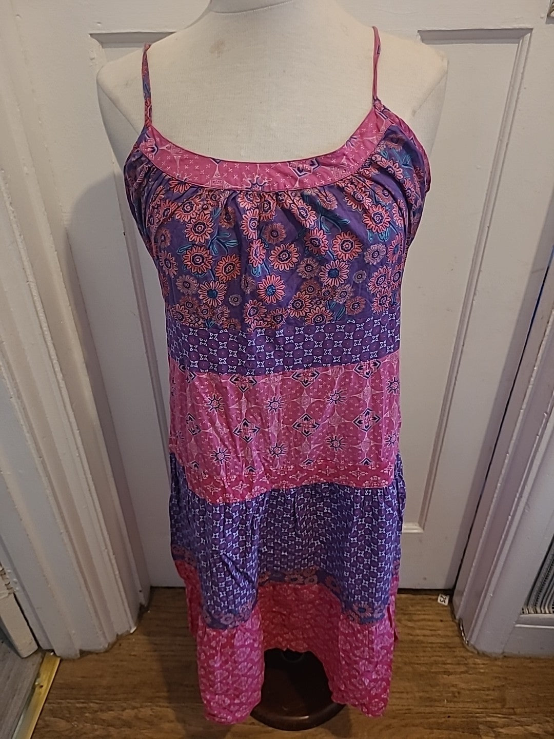 Ladies New Look Size 12 Purple And Pink Design Sleeveless Dress