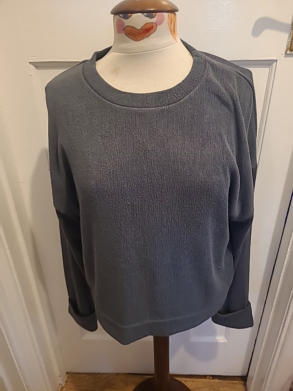 Ladies Primark Size 12-14 Grey Long Sleeved Pullover Jumper