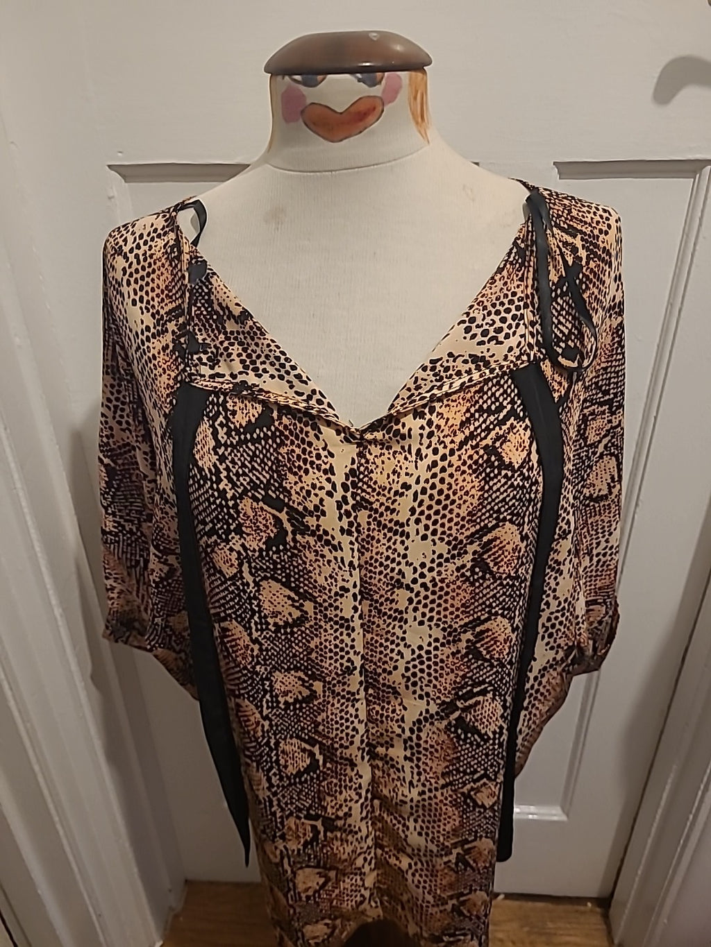 Ladies Primark Size 14 Brown Shaded Animal Printed Short Sleeved Tshirt