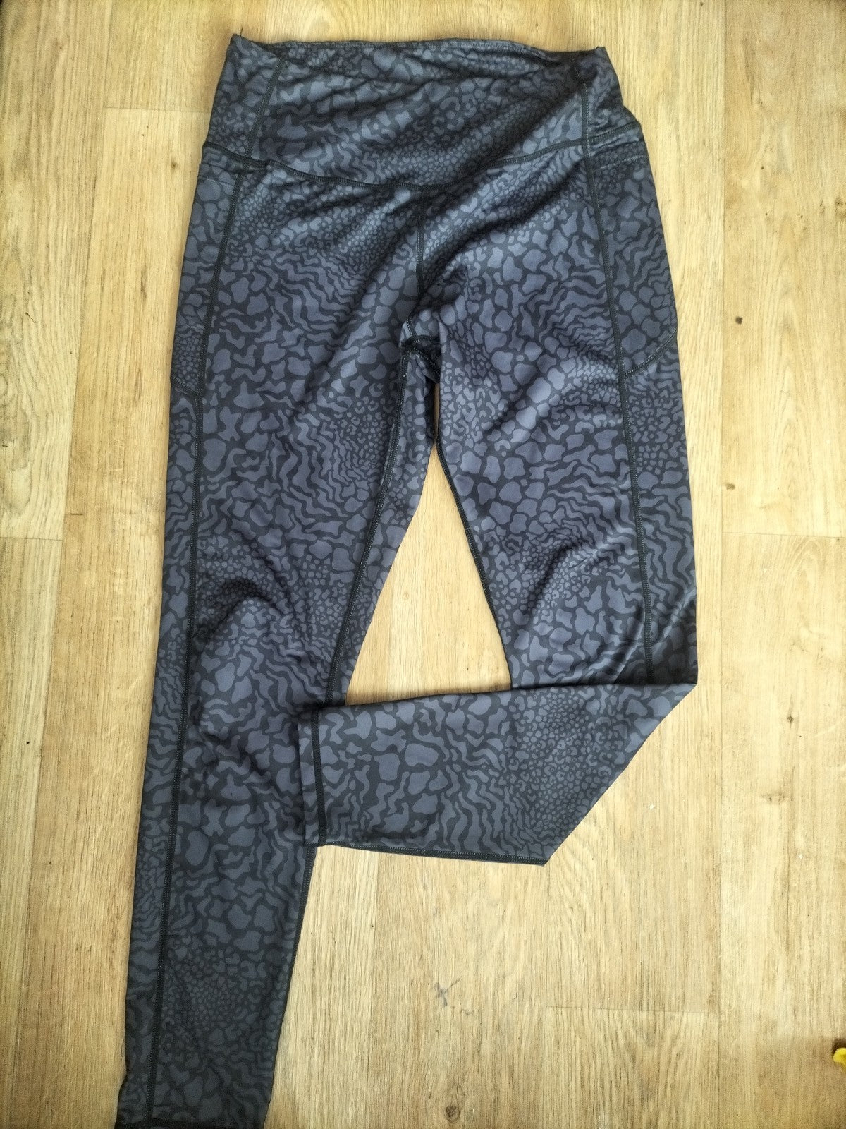 Ladies Size L Navy Two Tone Gym Leggings With Spandex