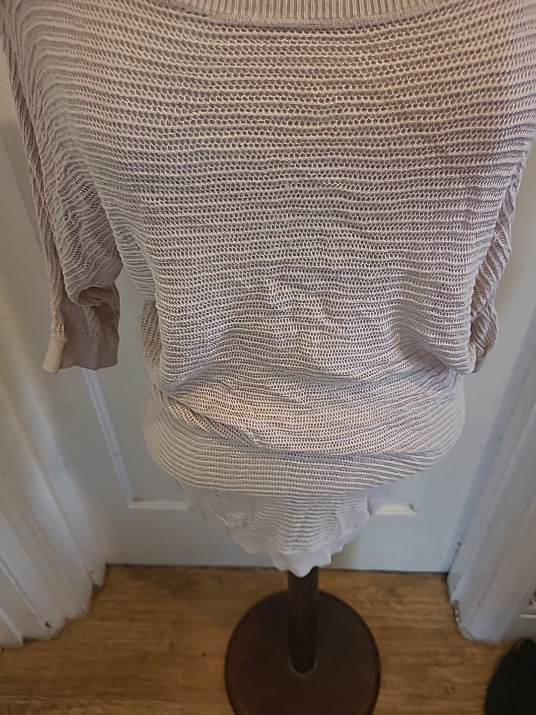 Ladies Express Size Medium Beige Mid Sleeved Blouse