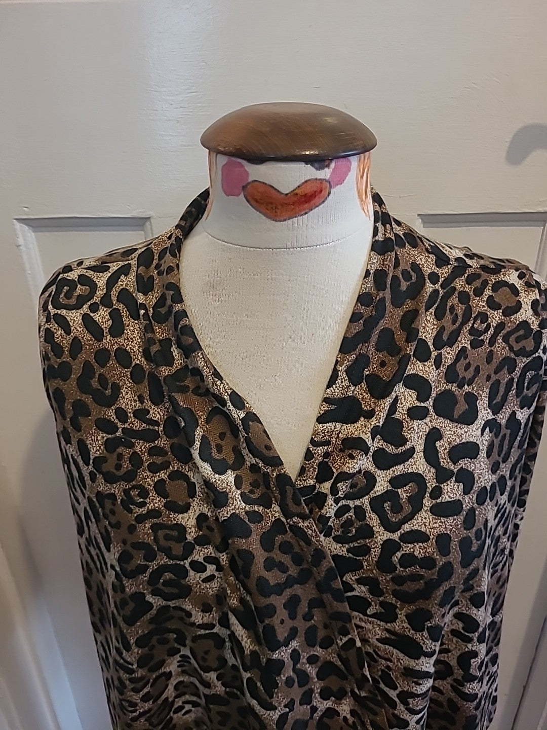 Ladies Voyelles Size Small Leopard Print Long Sleeved Cardigan