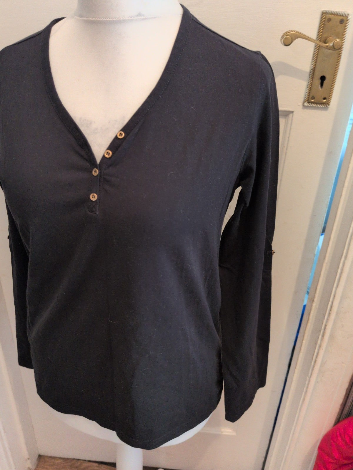 Ladies Size Large Black Long Sleeve V Neck Button Neck T-shirt