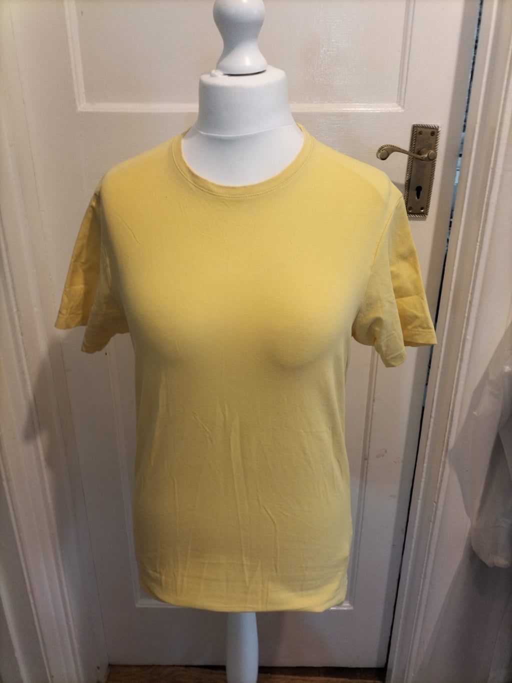 Mens Primark Size Medium Yellow Short Sleeved Tshirt
