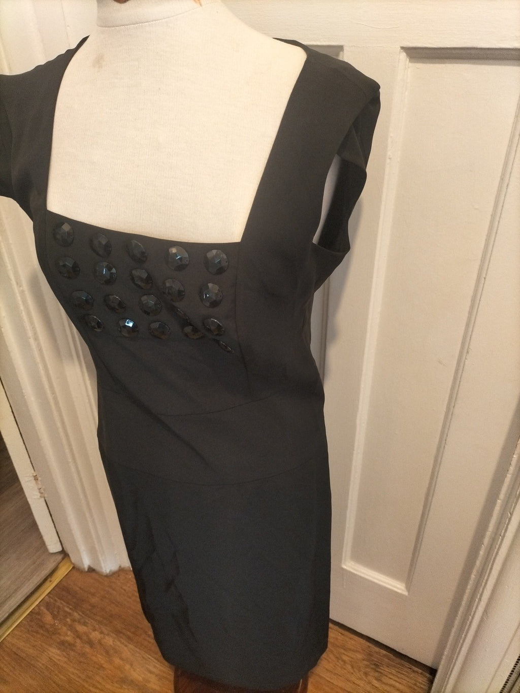 Ladies Unbranded Size 14 Black Sleeveless Dress