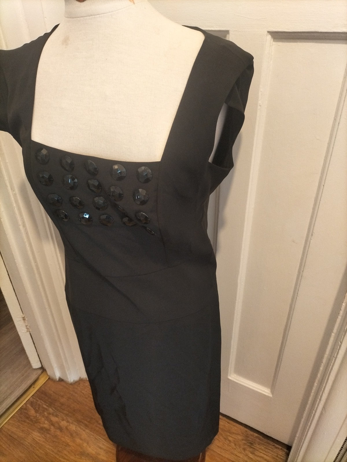 Ladies Unbranded Size 14 Black Sleeveless Dress