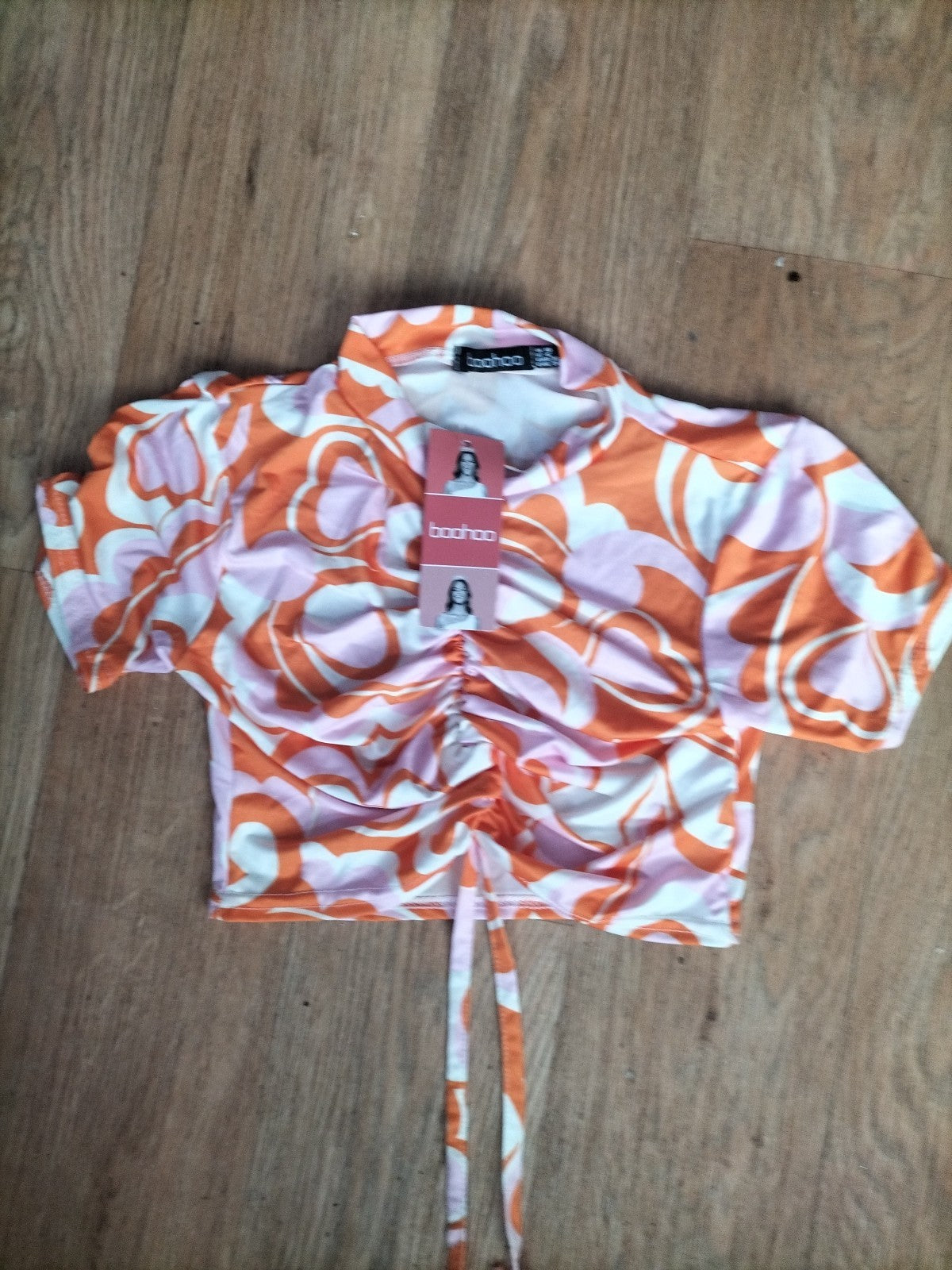 Brand New Ladies Boohoo Size 10 Marble Print Ruched Crop Mini Top