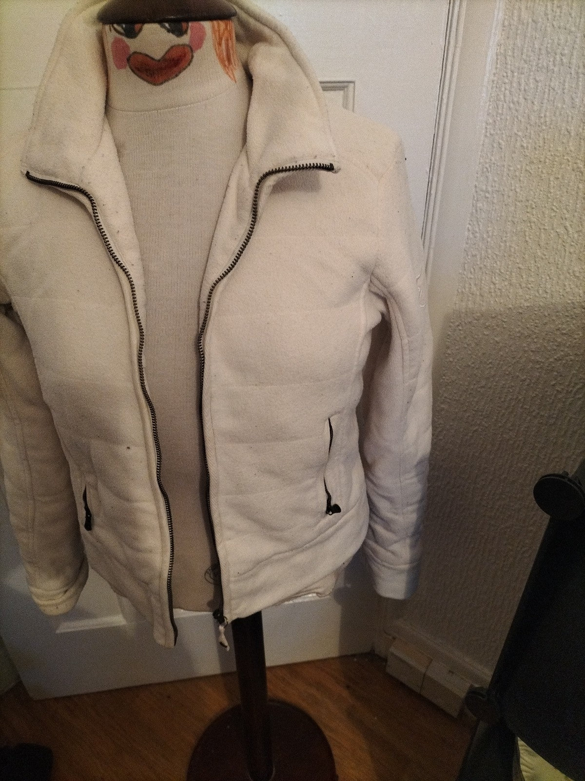 Ladies Champion Size Medium Winter White Zip Through Jacket