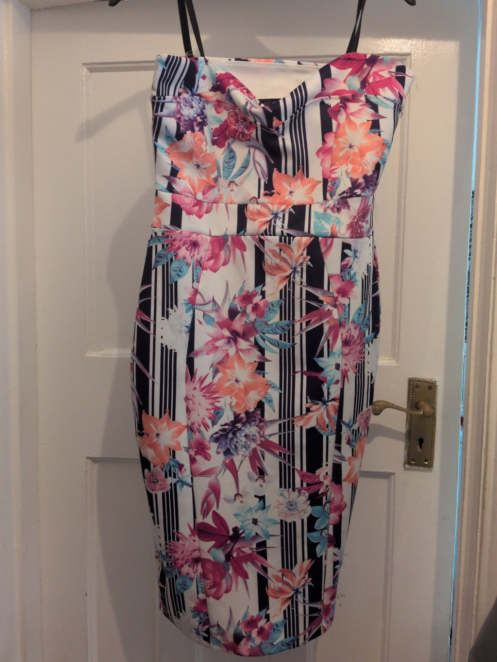 Evita 10 Floral Sleeveless Dress