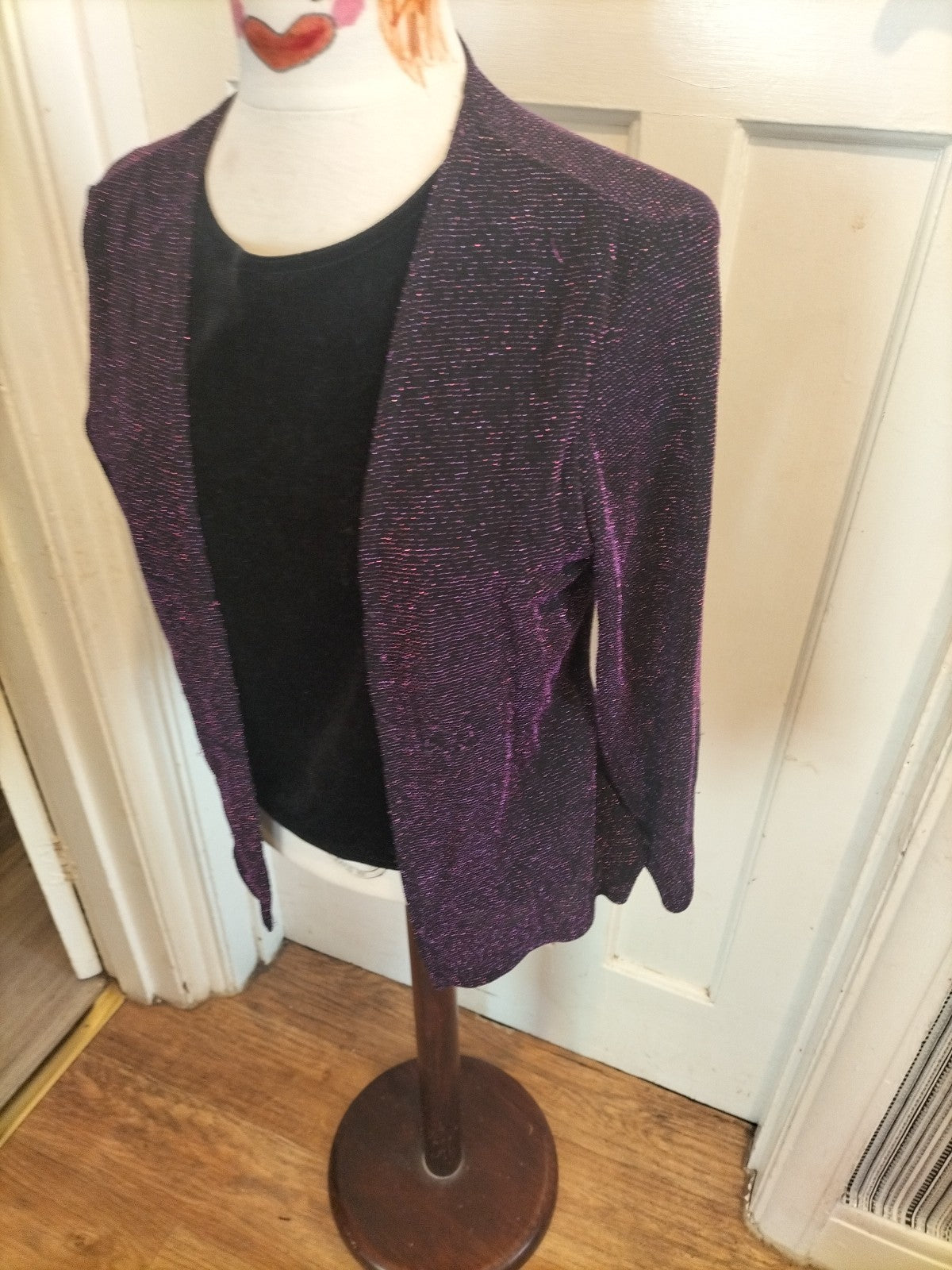 Ladies Mila Paoli Size 10 Purple Sparkle Long Sleeved Blouse