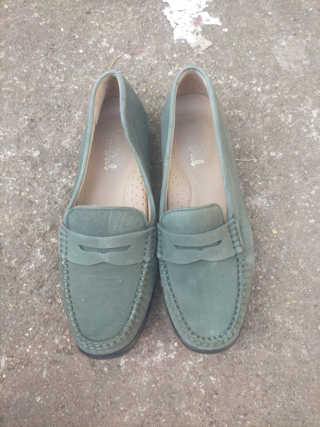 Ladies Van Dad Size 37 Green Slip On Shoe