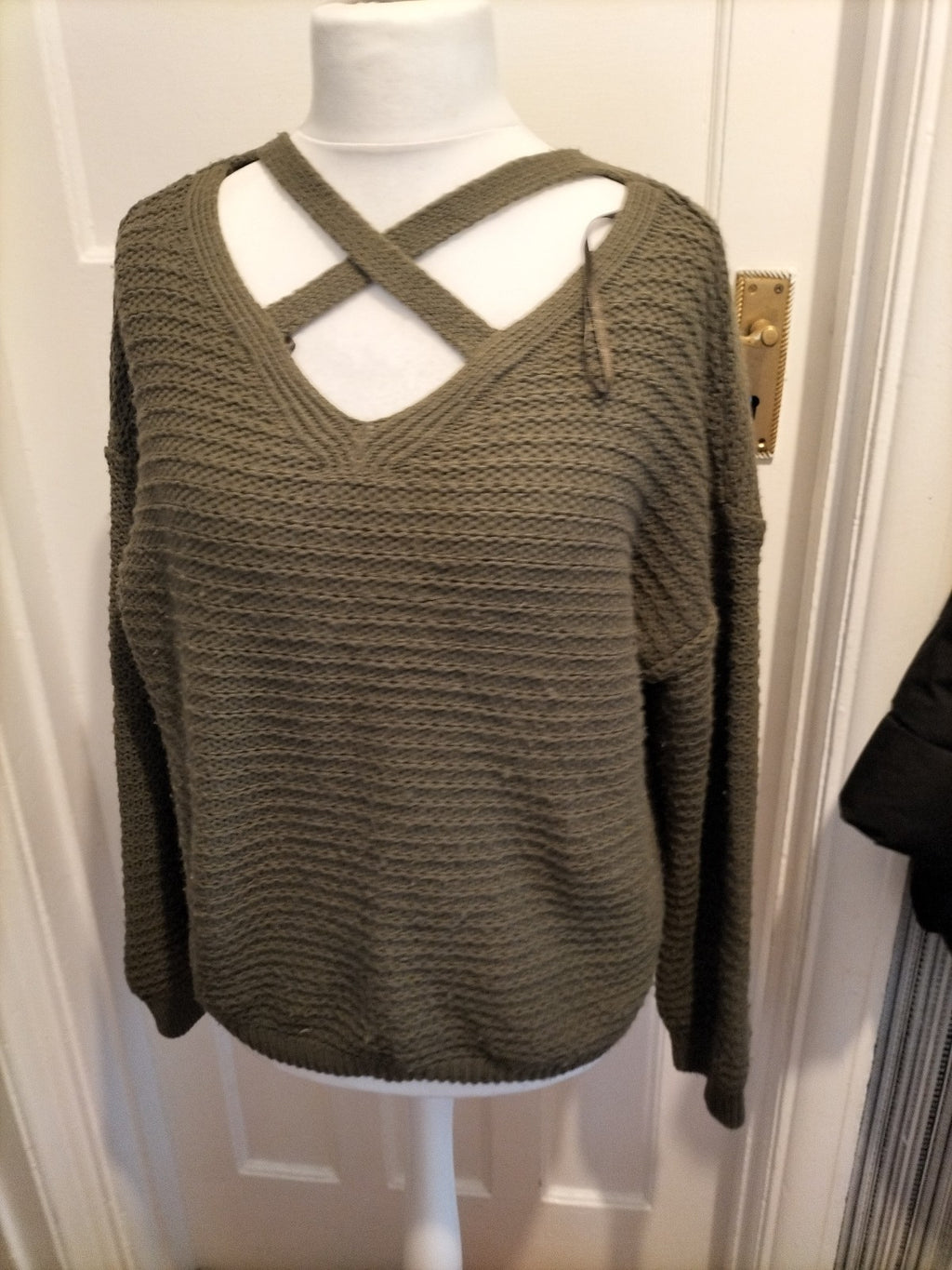 Ladies Primark Size Large 14-16 Deep Khaki V Neck Long Sleeved Jumper