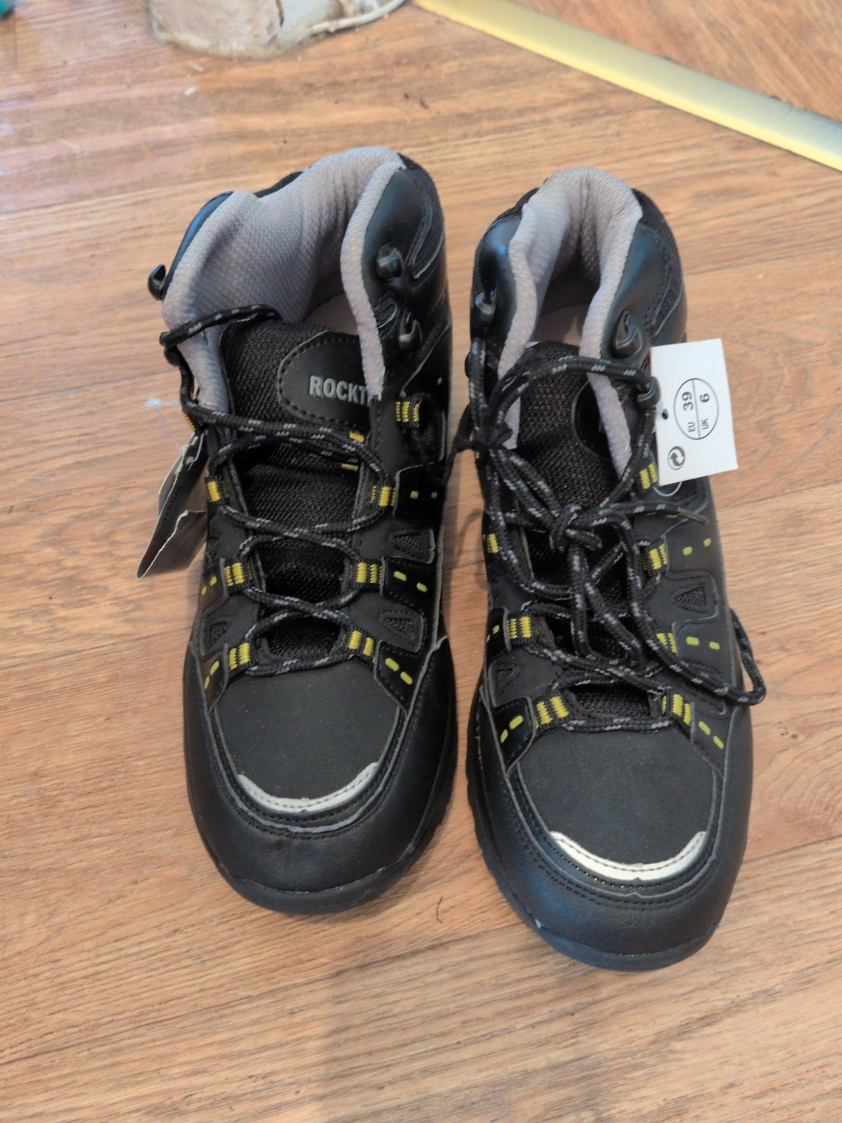 Brand New UK 6 Black Work Boots(No Steel Toe)