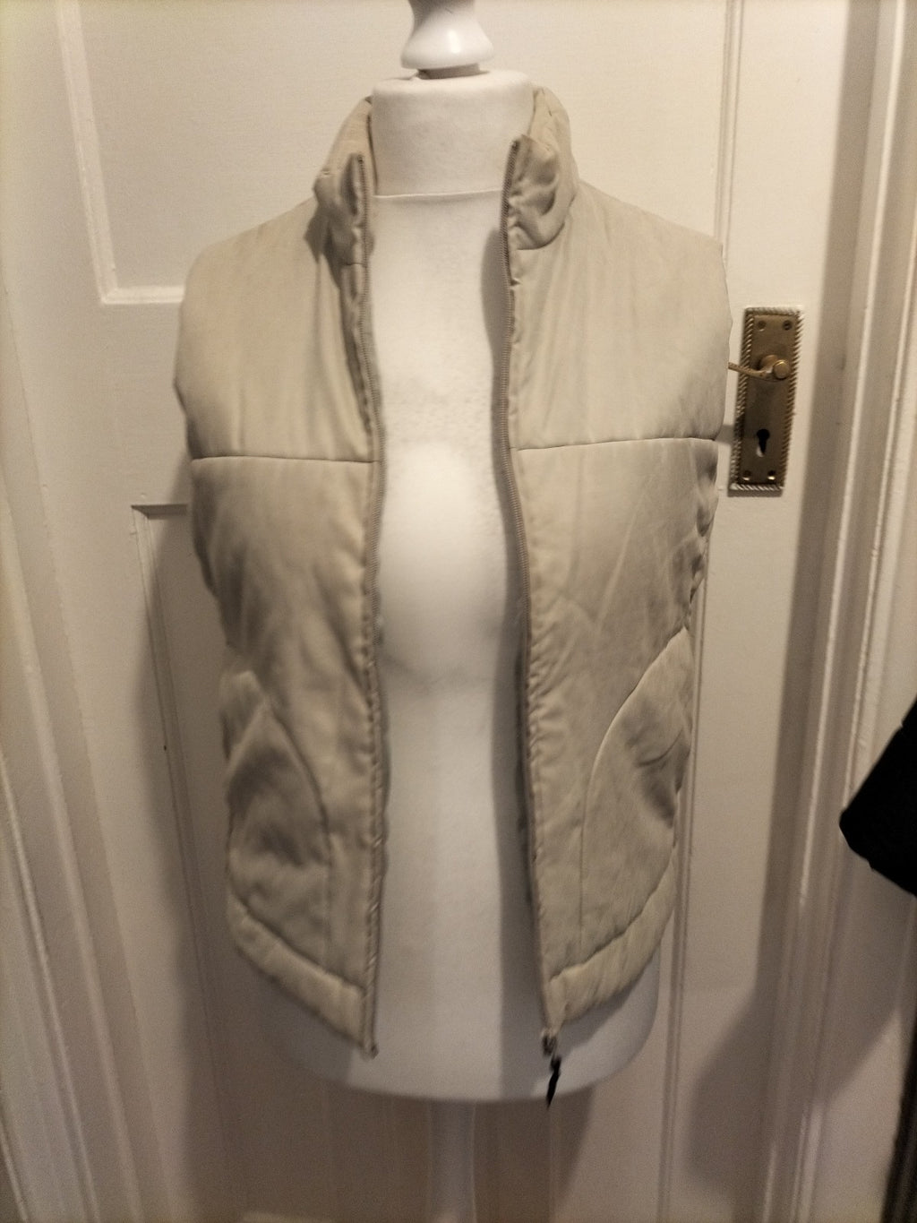 Ladies Dorothy Perkins Size 12 Stone Sleeveless Jacket