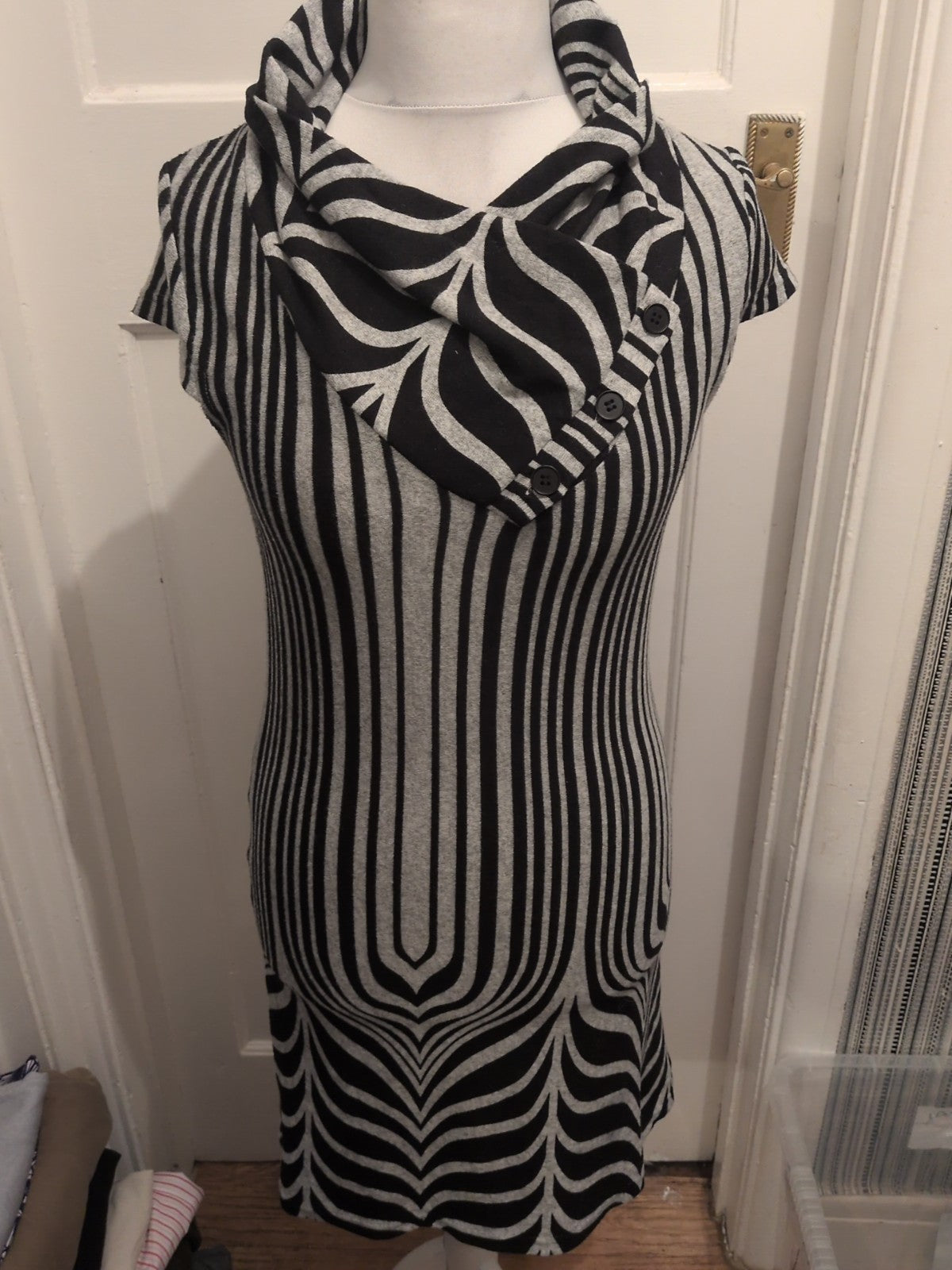 Ladies Stella Morgan Size 10 Grey And Black Collared Dress