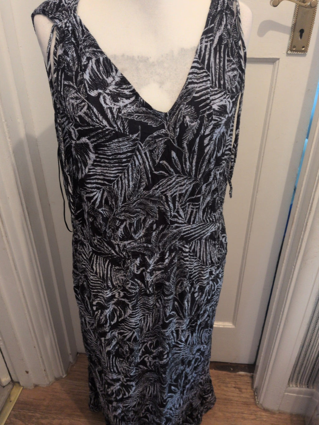 Bonmarche 22 Black And Grey Sleeveless V Neck Maxi Dress Long Length