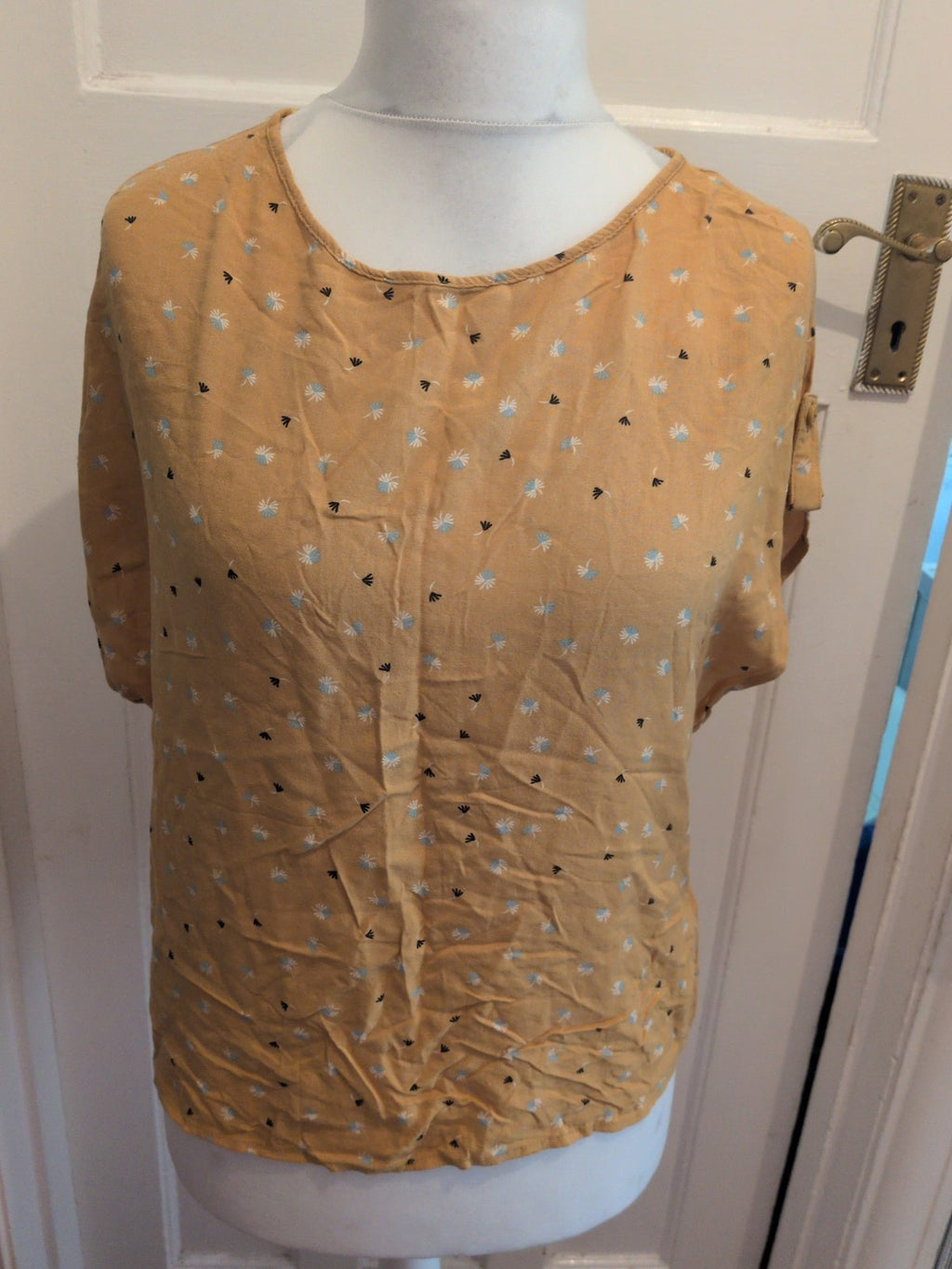 Primark 12 Dark Yellow Short Sleeve Patterned T-shirt Blouse