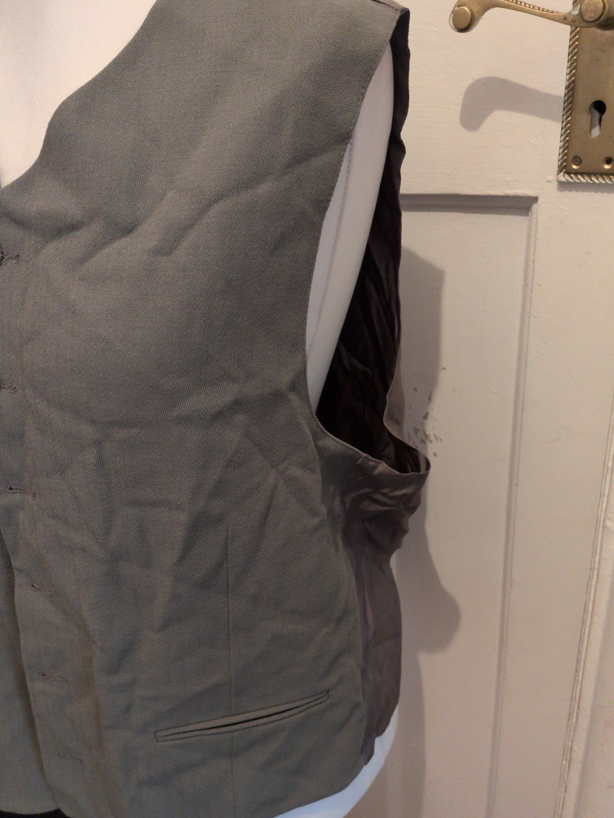 46R Grey Lined Suit Waistcoat