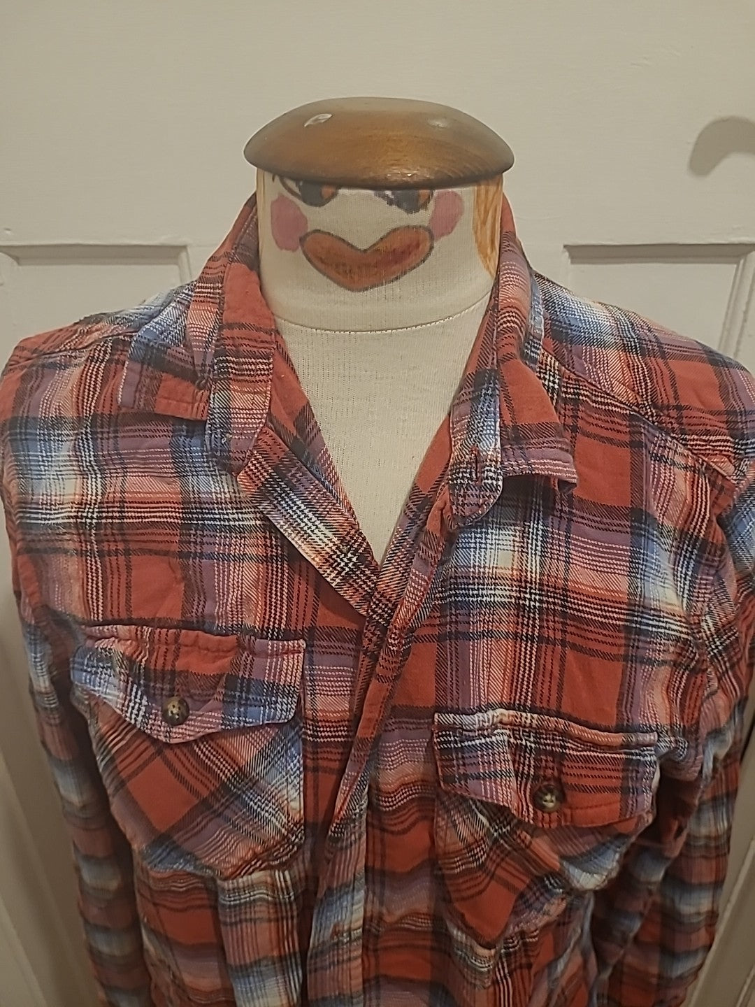 Mens Trait Size Medium Red Grey White Check Long Sleeved Shirt