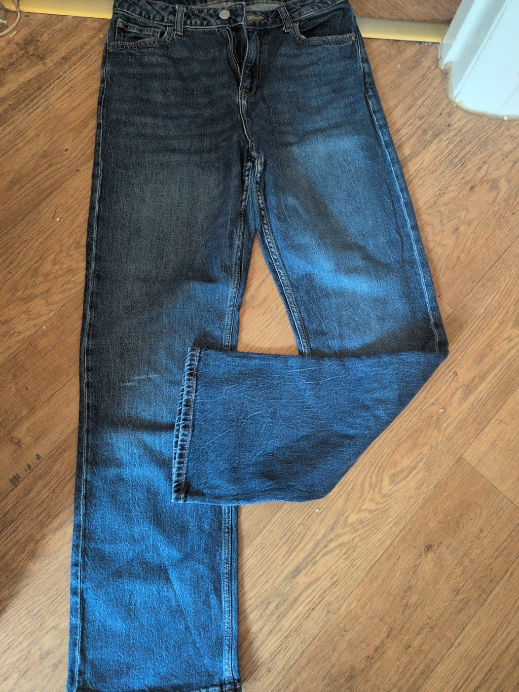 Ladies Denim&Co Size 10 Indigo Colour Straight Jeans