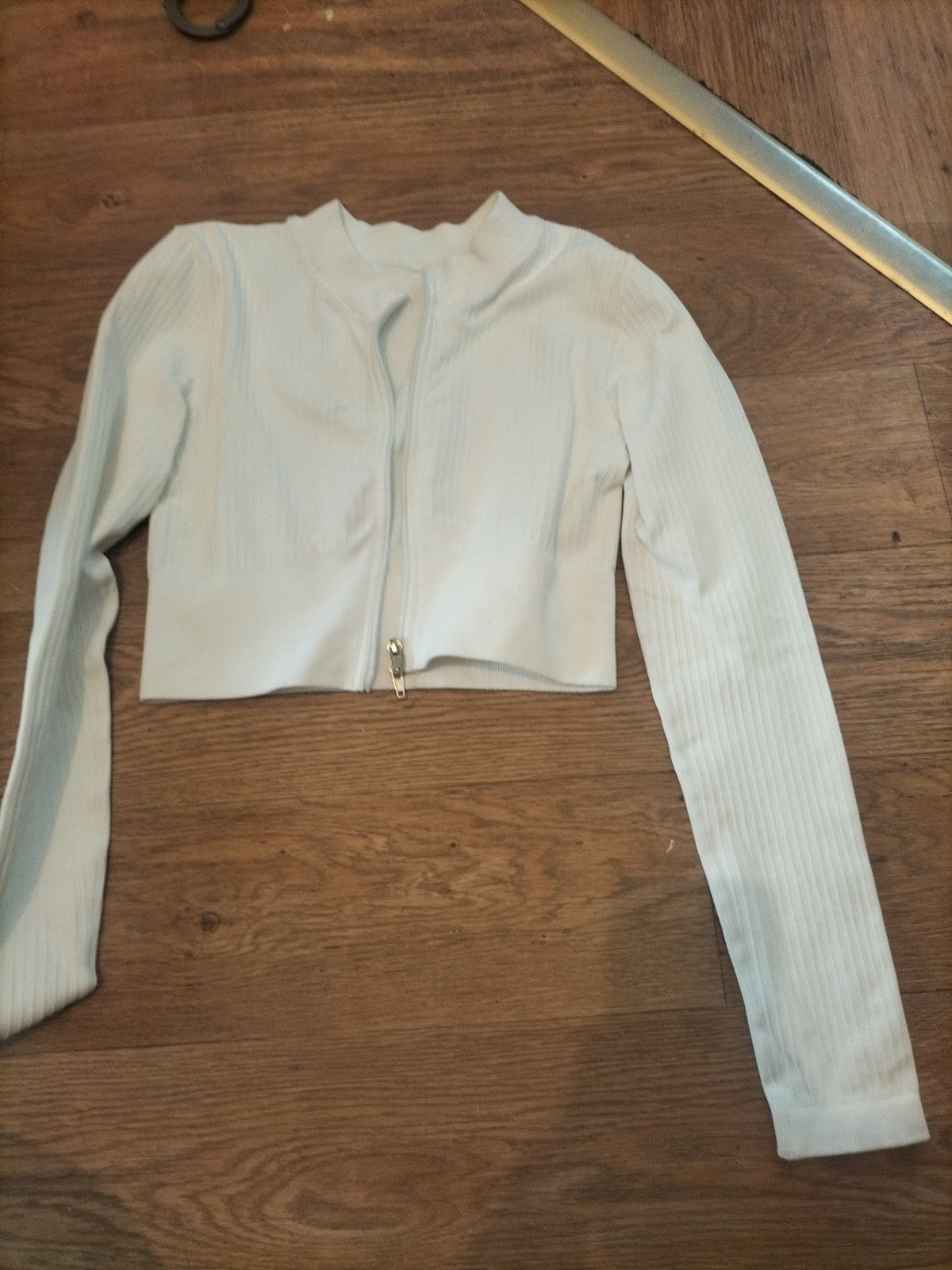 Ladies Size XS White Ribbed Long Sleeve Zipped Jacket