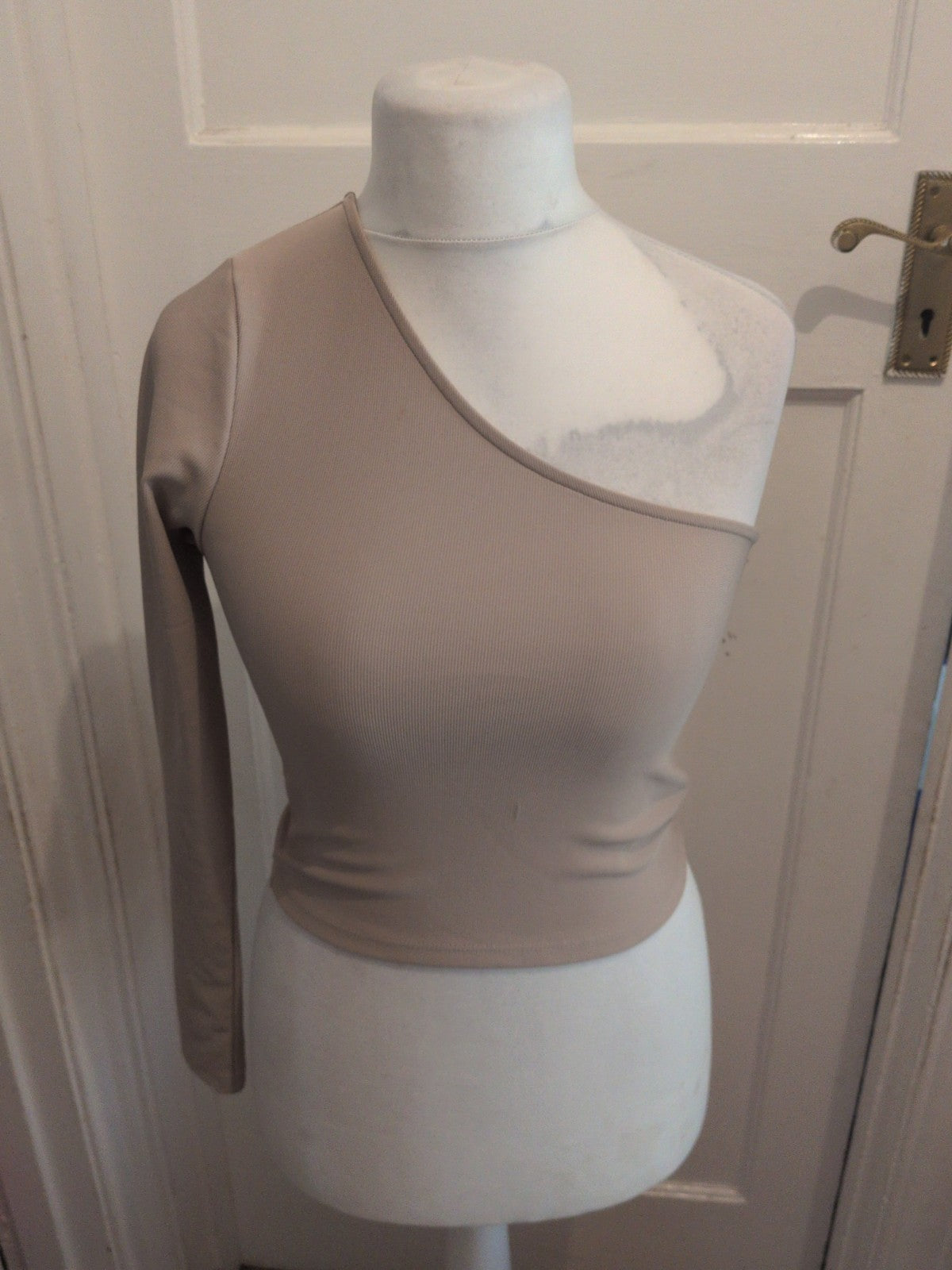 Ladies Stradivarius Size Large Beige Off The Shoulder Top