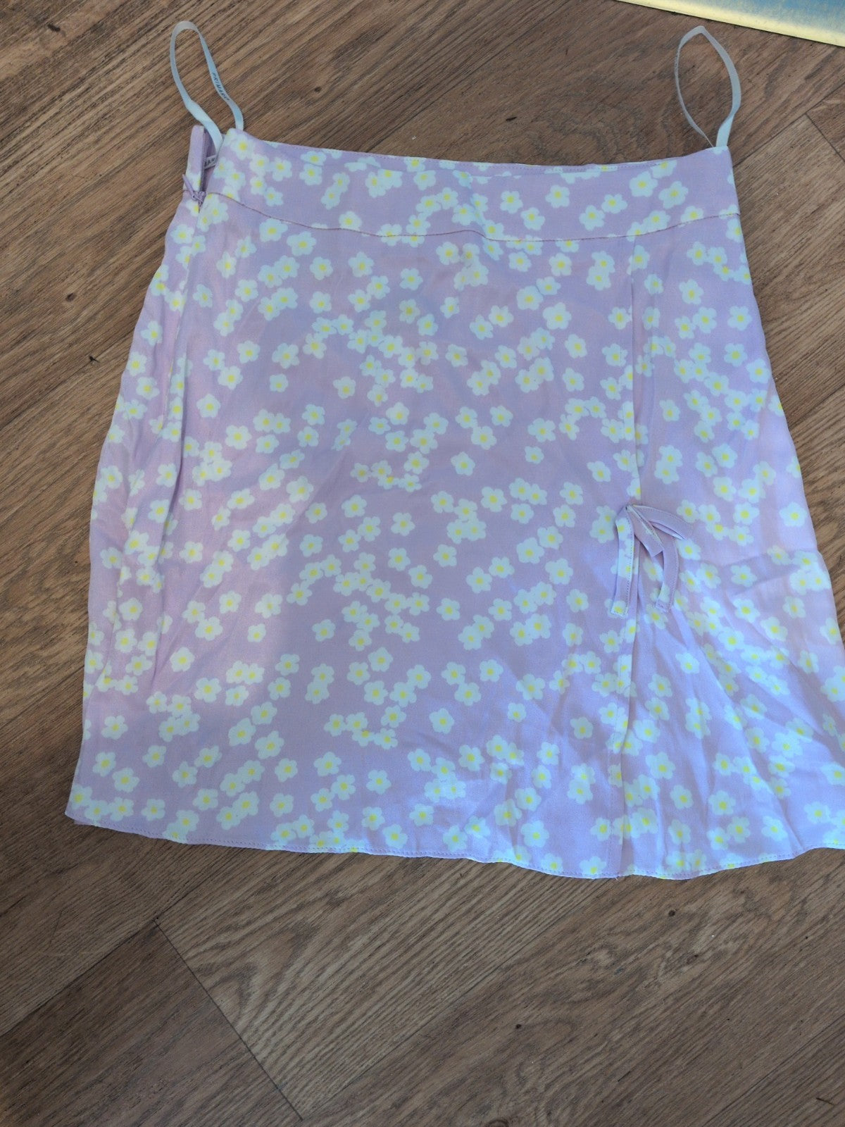 Brand New Primark 6 Pale Pink Floral Short Skirt