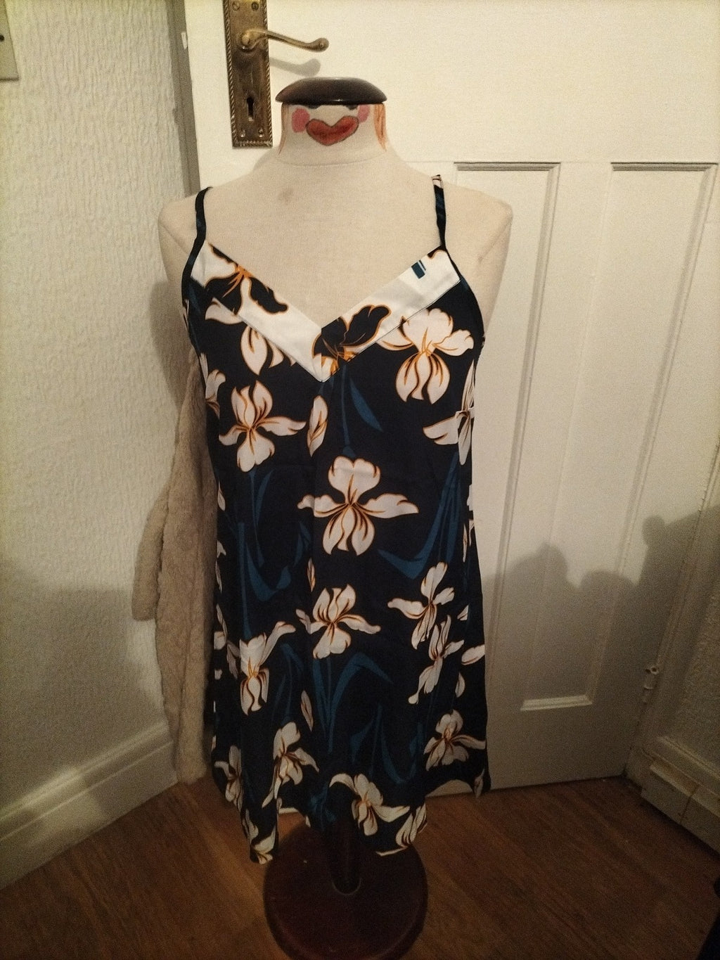 Ladies Pep&Co Size 8-10 Navy Floral Blue Yellow Sleeveless Blouse