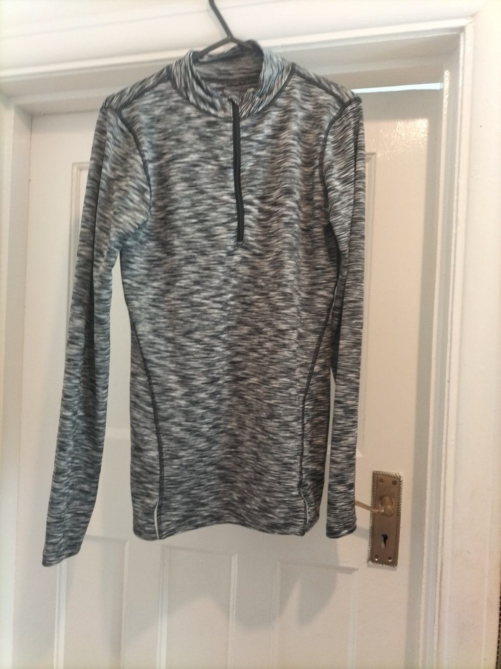 Ladies Usa 90⁰ Degrees Size XS Grey Fleck Long Sleeved Zip Through Jacket