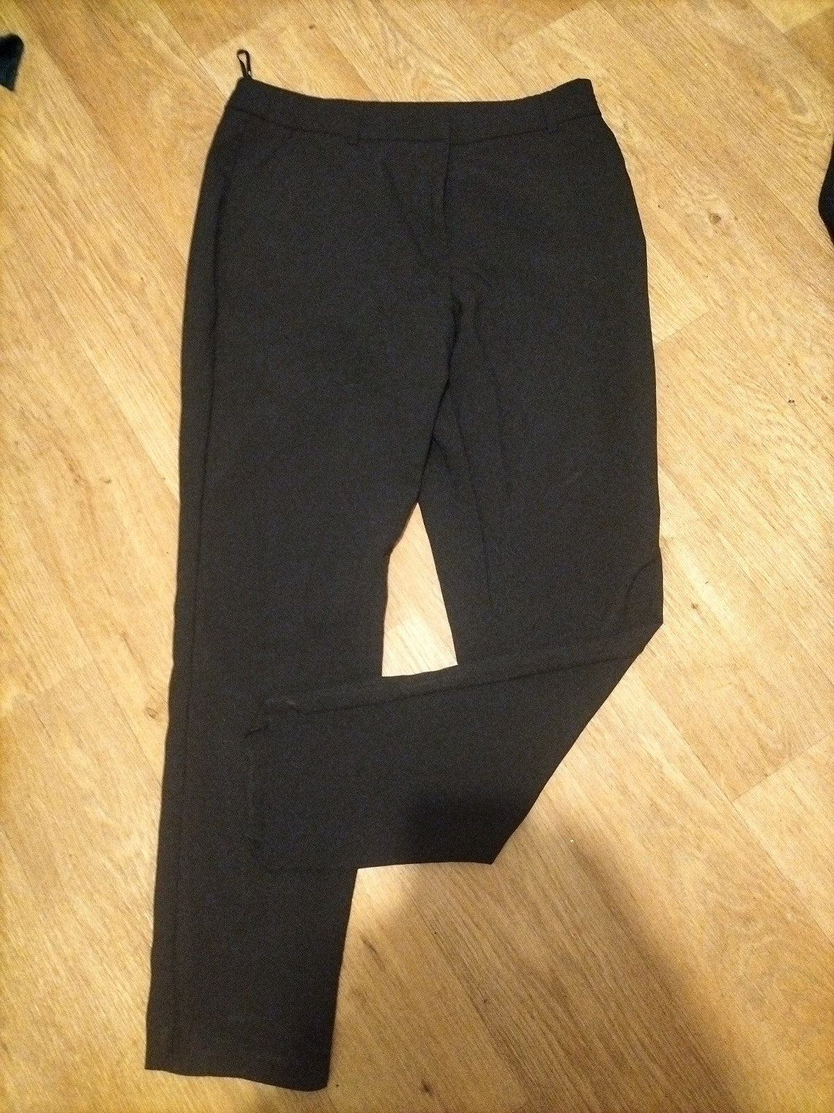 Ladies Primark Size 14 Black Lightweight Trousers