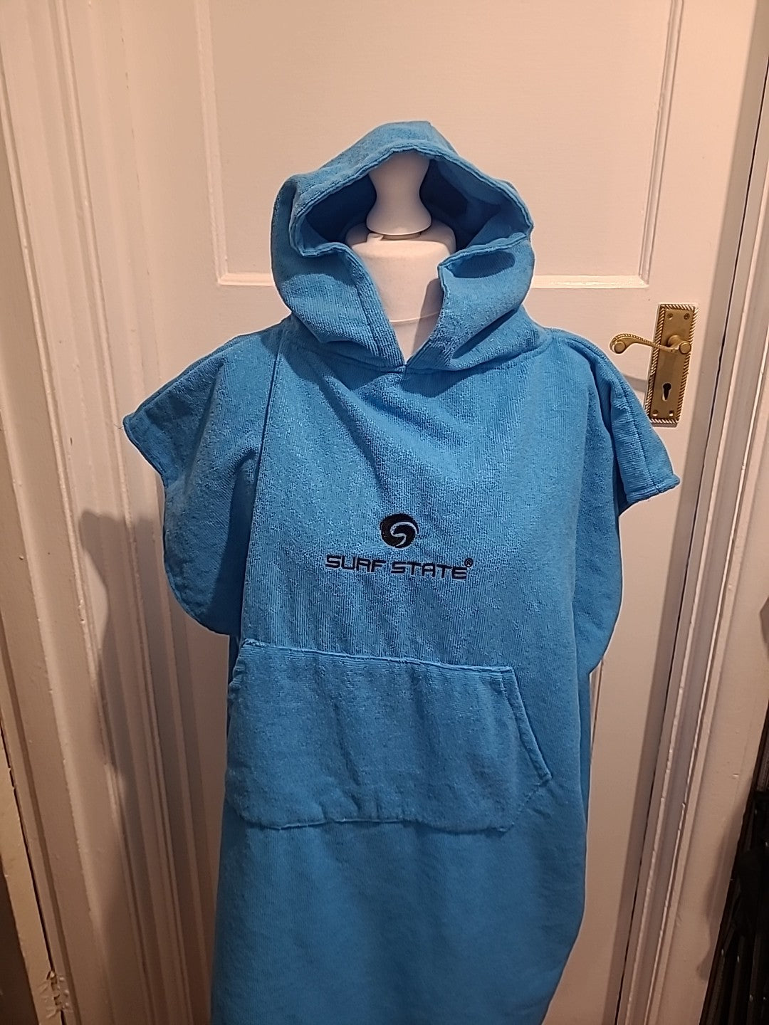 Unisex Size Large Blue Hooded Surf State Wearable Towel