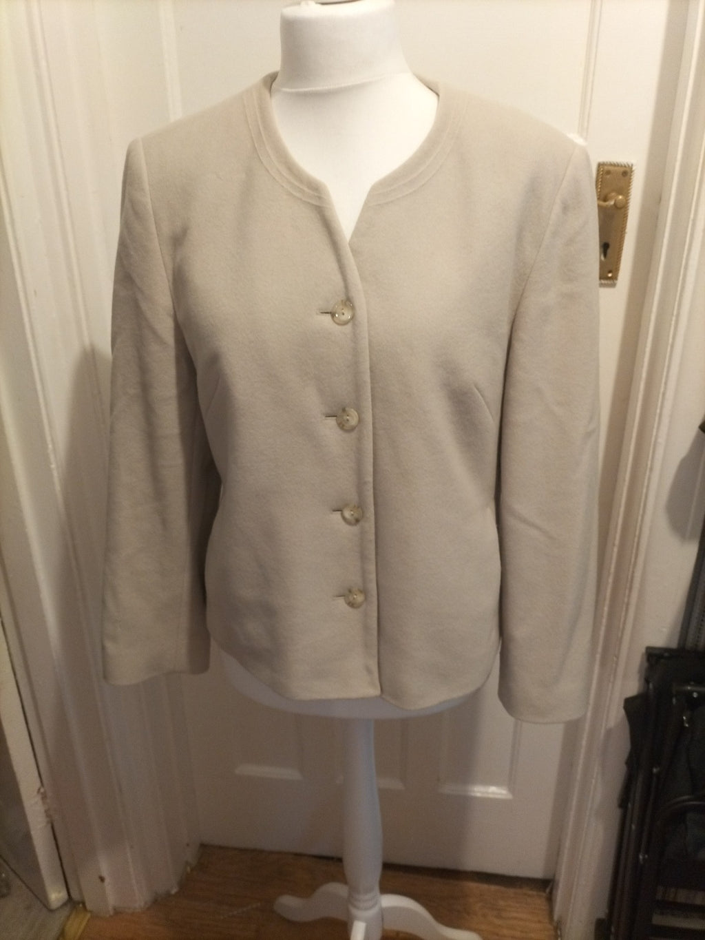 Ladies Size 16 Creamy Beige Wool & Cashmere Lined Blazer/Cardigan