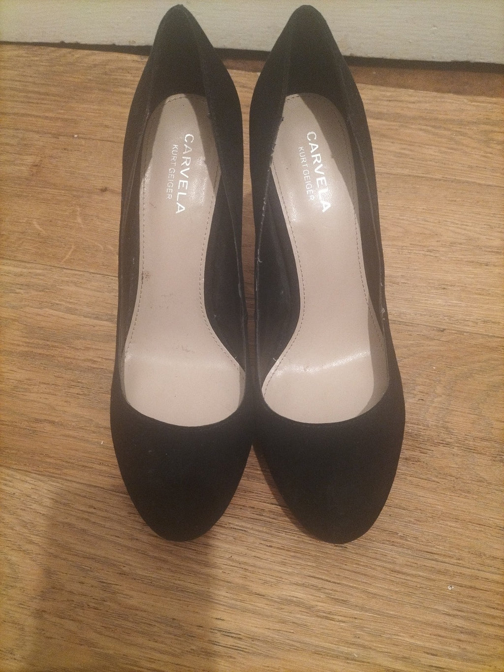 Ladies Carvella Kurt Geiger Size Euro 39 Black Heels
