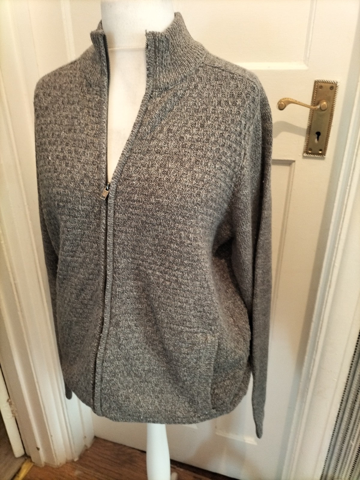 Mens Easy Size XL Grey Patterned Full Zip Jumper