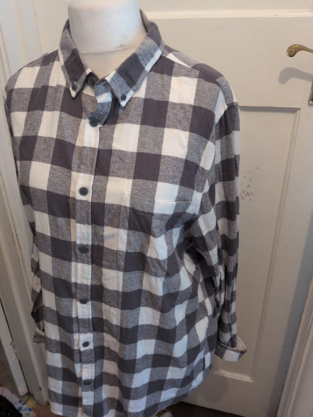 Mens 2XL Grey And White Check Long Sleeved Shirt