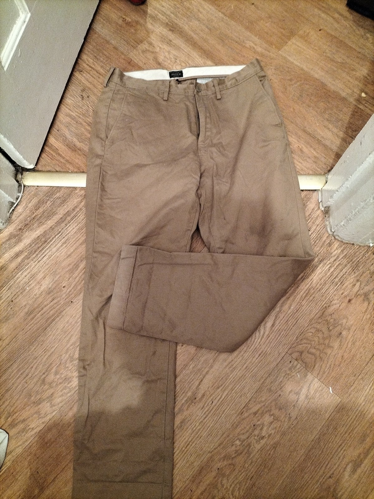 Mens J.Crew Size 32" Camel Urban Slim Chino Small Marks