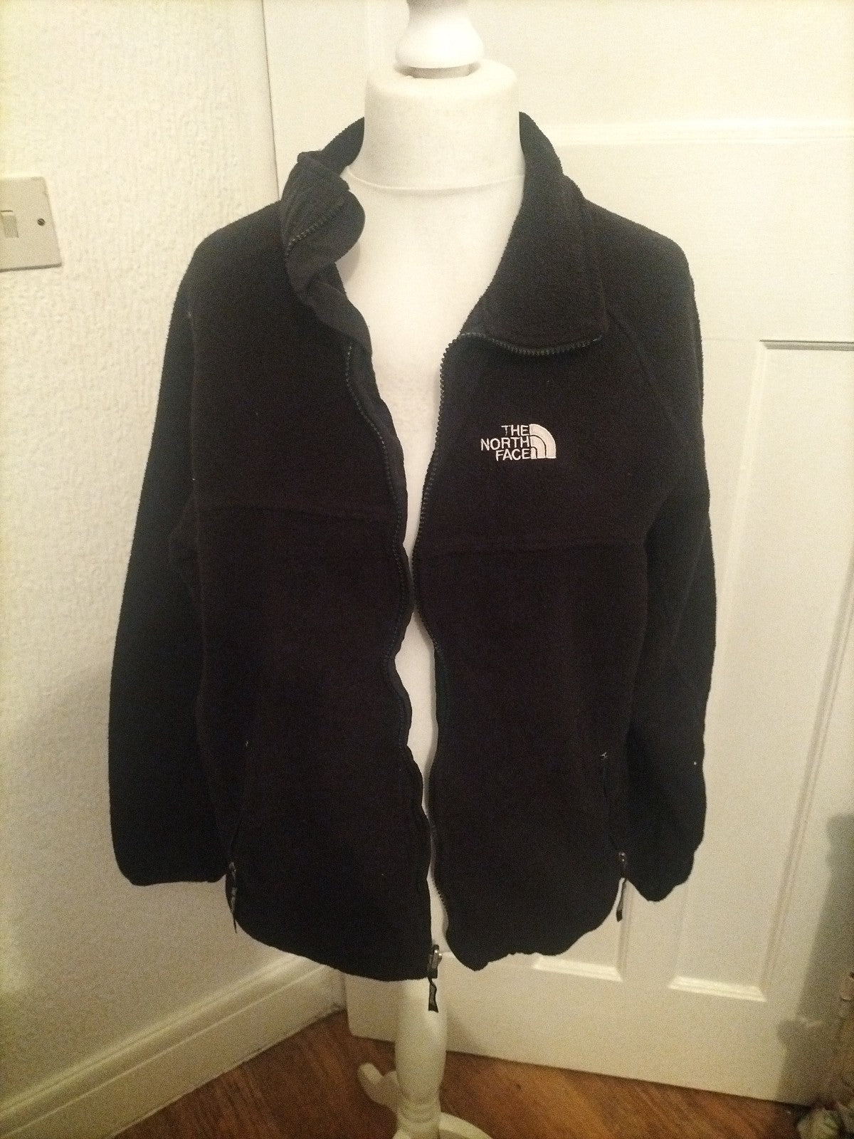 Mens The North Face Size Large Black Jacket Zipped