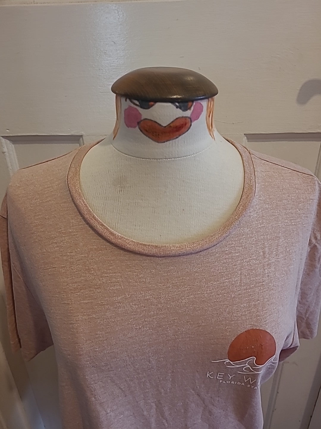 Mens Peacocks Size Large Pale Pink Short Sleeved Tshirt