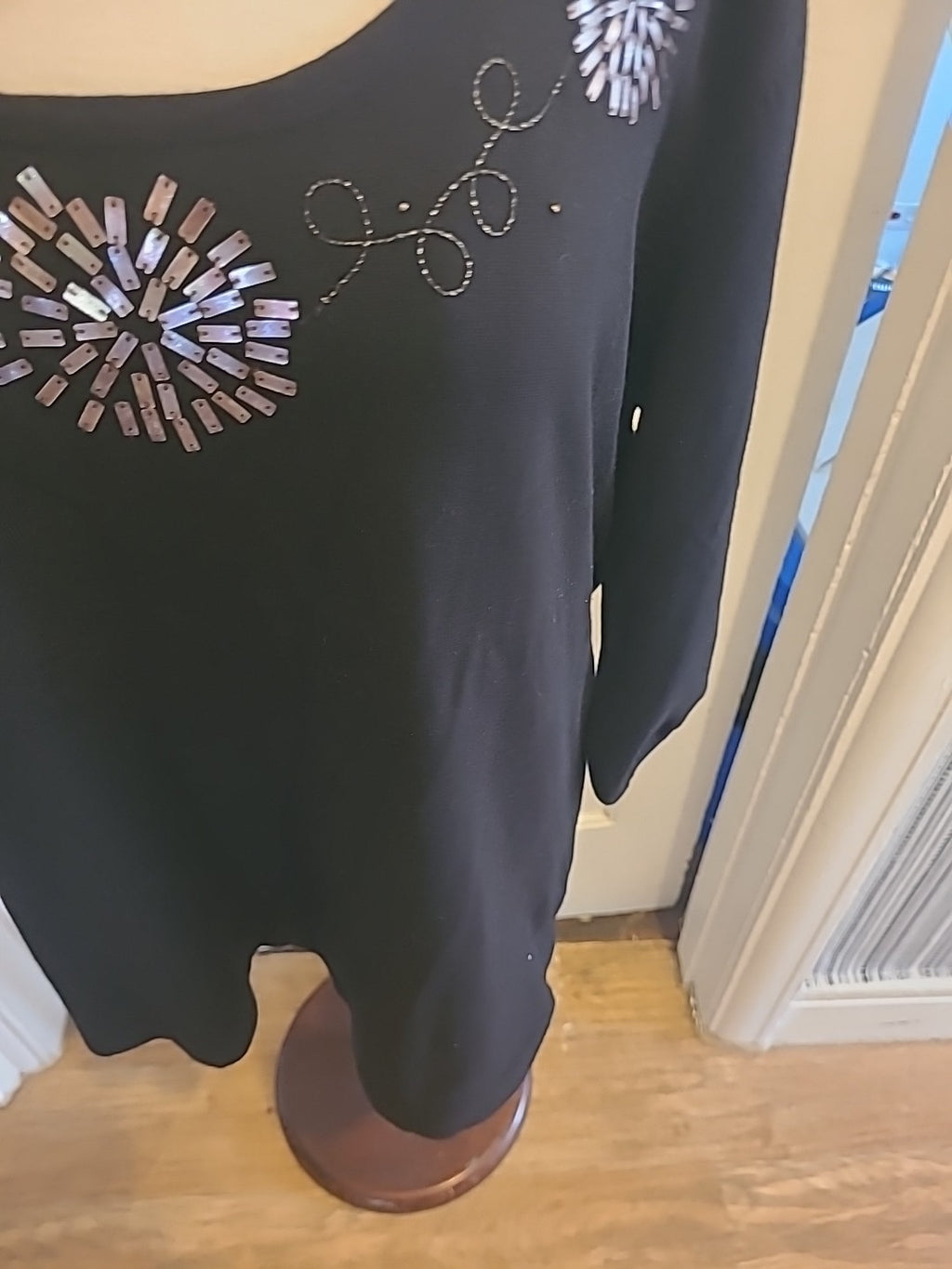 Ladies Heather Valley Size 18 Black Long Sleeved Detailed Blouse