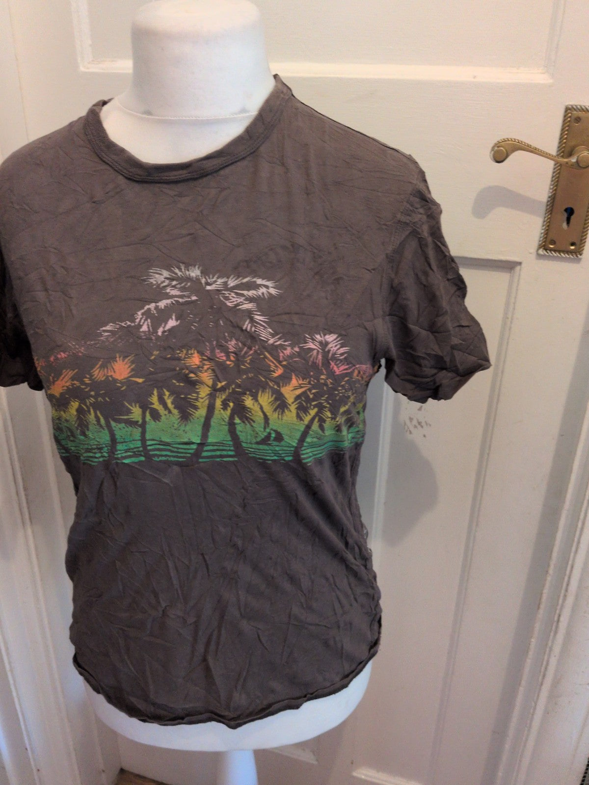 Large Brown Hawaii Style T-shirt Ladies Short Sleeve