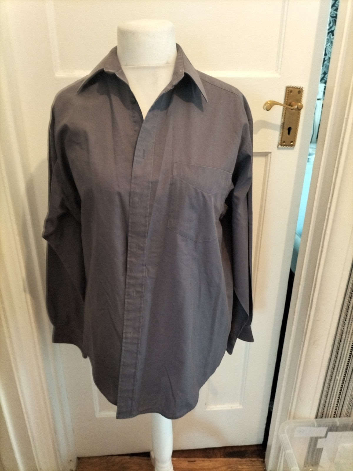 Mens Burton Size 15.5 Charcoal Grey Long Sleeved Shirt