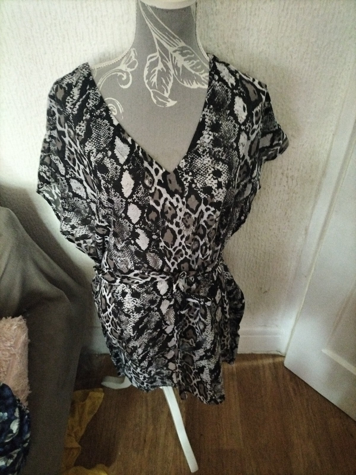 Ladies George Small Leopard Style Blouse