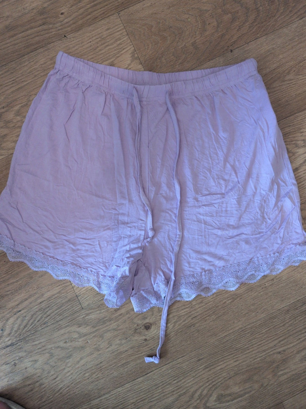 Ladies Size Medium Purple Pyjama Shorts