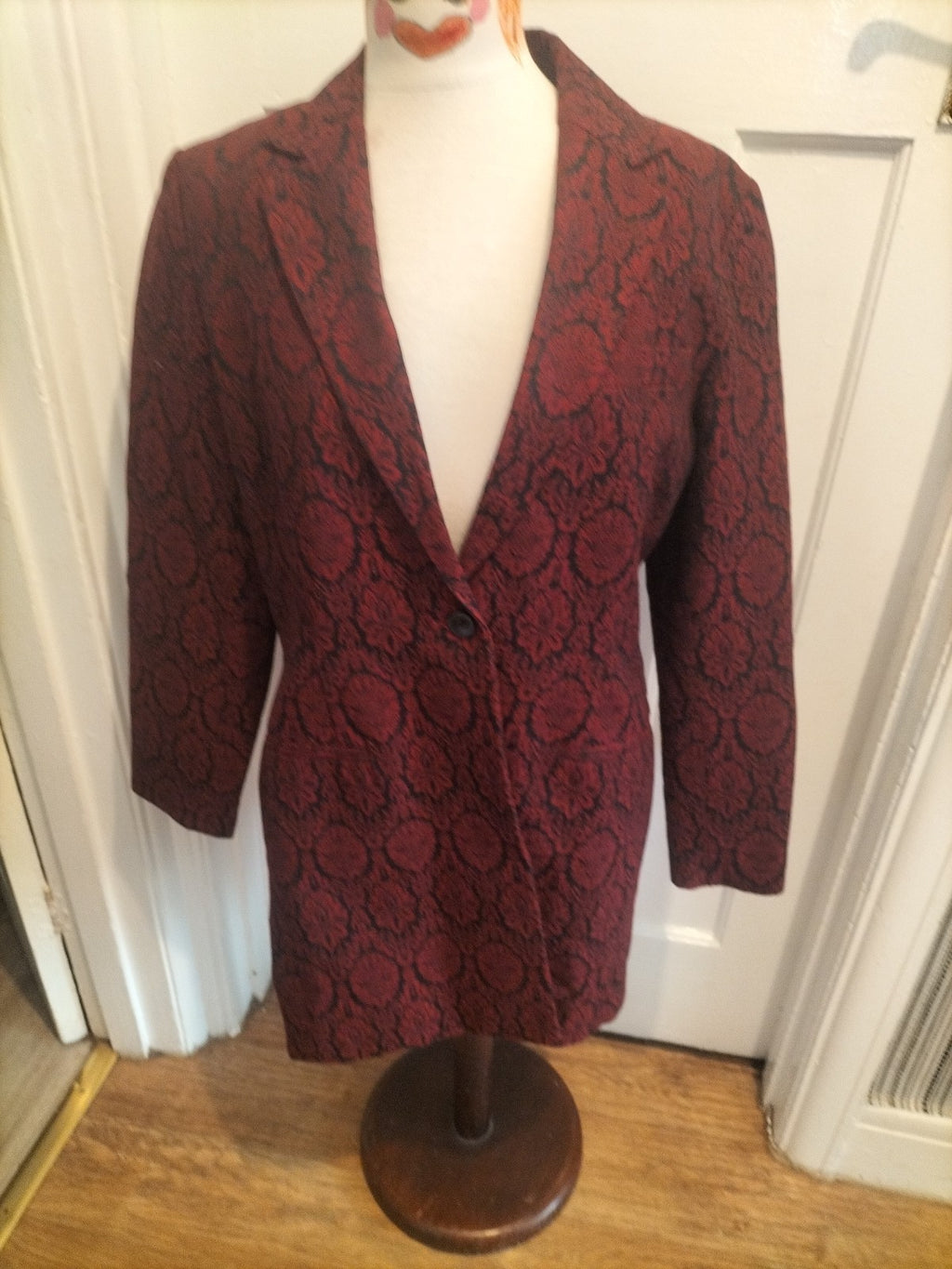 Ladies Dialogue Size L/XL Black/Deep Purple Lined Long Sleeved Blazer
